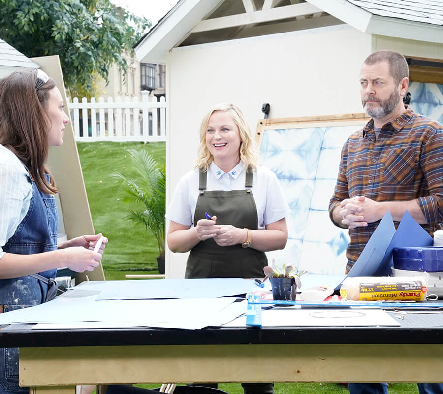 Justine Silva with Amy Poehler and nick Offerman Justine Silva wins making it season 2
